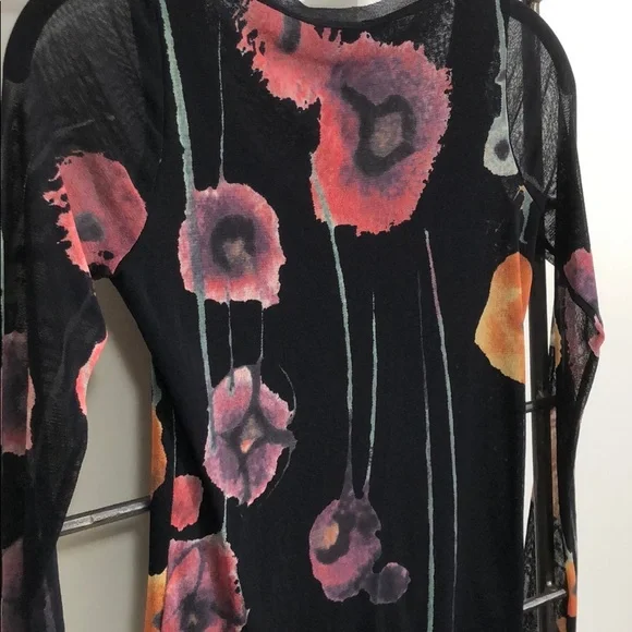 Black Floral Long Sleeve Top - Picture 4 of 7